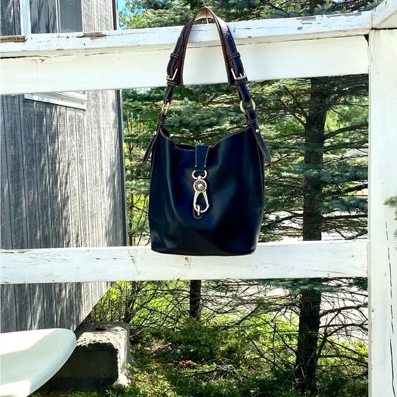 Dooney & Bourke Toscana Lily Bucket Bag Large - Picture 4 of 11